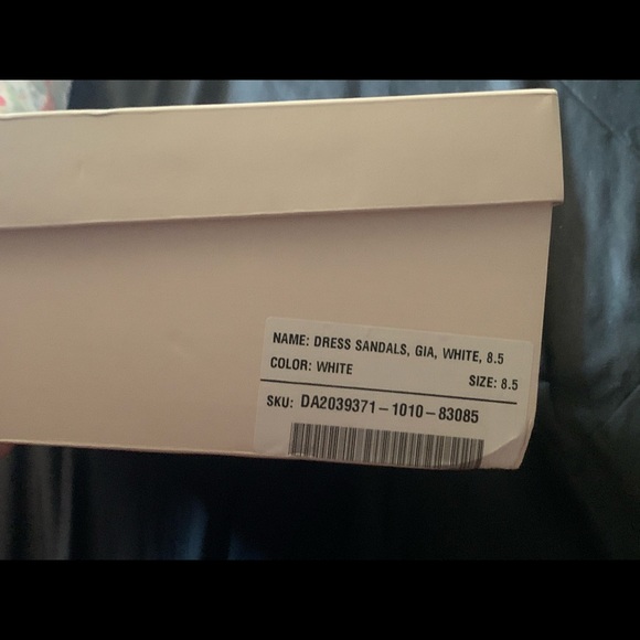 White — square toe sandle heels - Picture 3 of 9